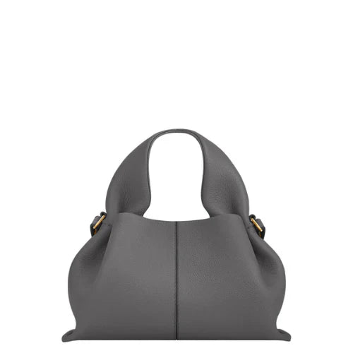 Clara | Stylish Travel Companion